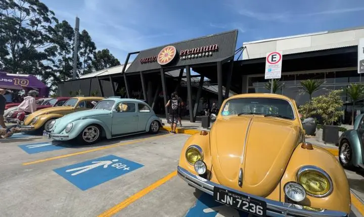 Outlet Premium Imigrantes promove 5º Encontro de Carros Antigos aberto ao público  