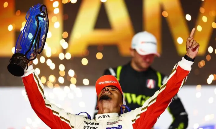 Pascal Wehrlein é bicampeão do Campeonato Mundial ABB FIA de Fórmula E, após final dramática em Londres