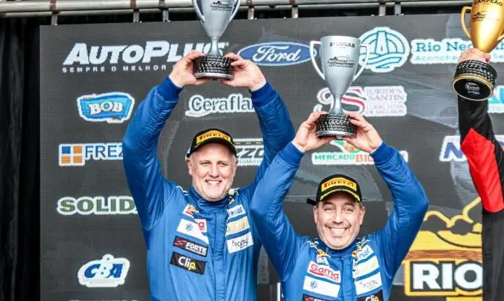 Pódio em SC deixa dupla de Nova Prata na disputa direta pelo título do Brasileiro de Rally  