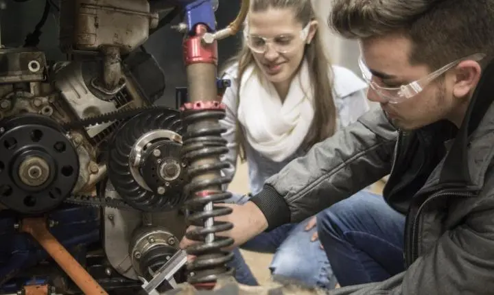 Preparação automotiva ganha espaço como área de formação profissional
