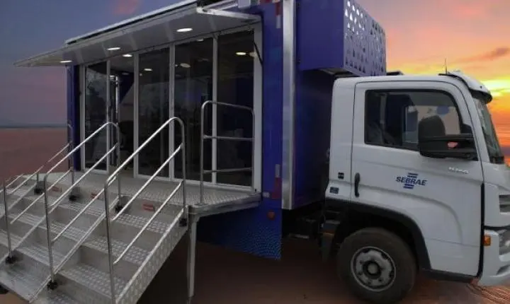 Sebrae Móvel leva atendimento gratuito a empreendedores durante o Ruas das Motos, no Centro de São Paulo