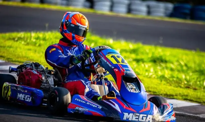 Victor Ortega assume vice-liderança do Circuito Paulista de Kart na F4 Novatos  